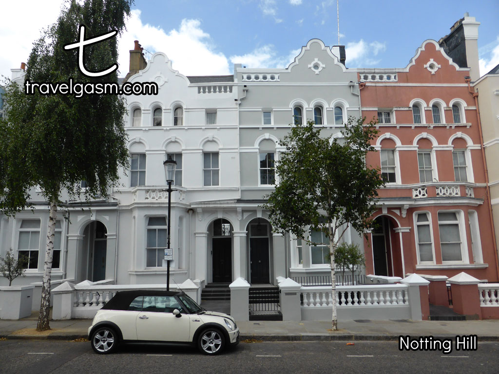 Made famous by its movie namesake, the side streets of Notting Hill often are quite lovely.